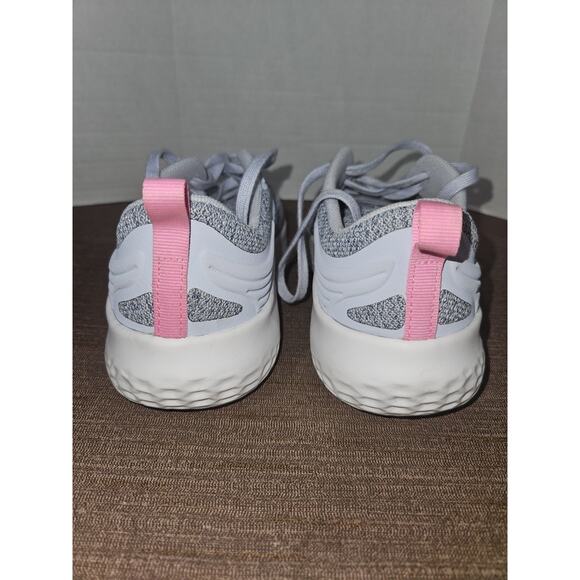New Balance Womens Fresh Foam Roav V2 WROAVLG2 Gray Running Shoes Sneakers 6.5 B - Picture 4 of 8